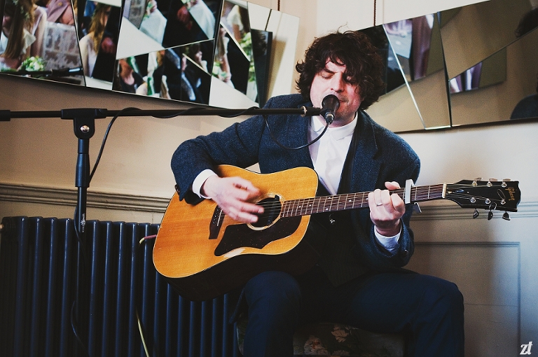best-wedding-photography-chris-helme-seahorses-singing